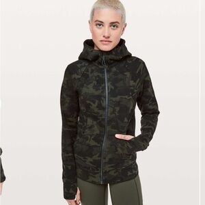 Lululemon Scuba Camo Zip-Up Hoodie Size 6